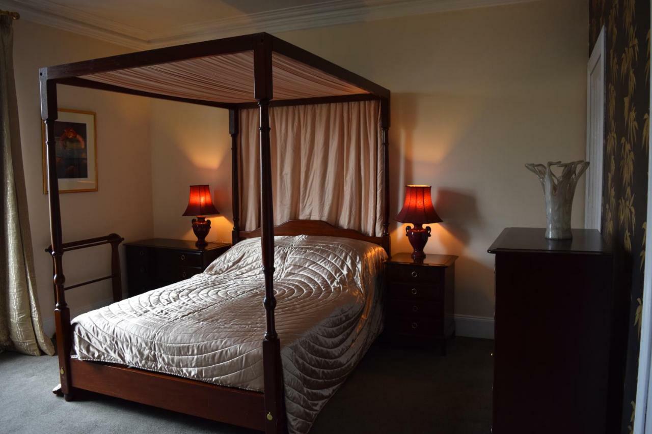 Appartamento Period House / Entire Upstairs Flat Inverness Esterno foto