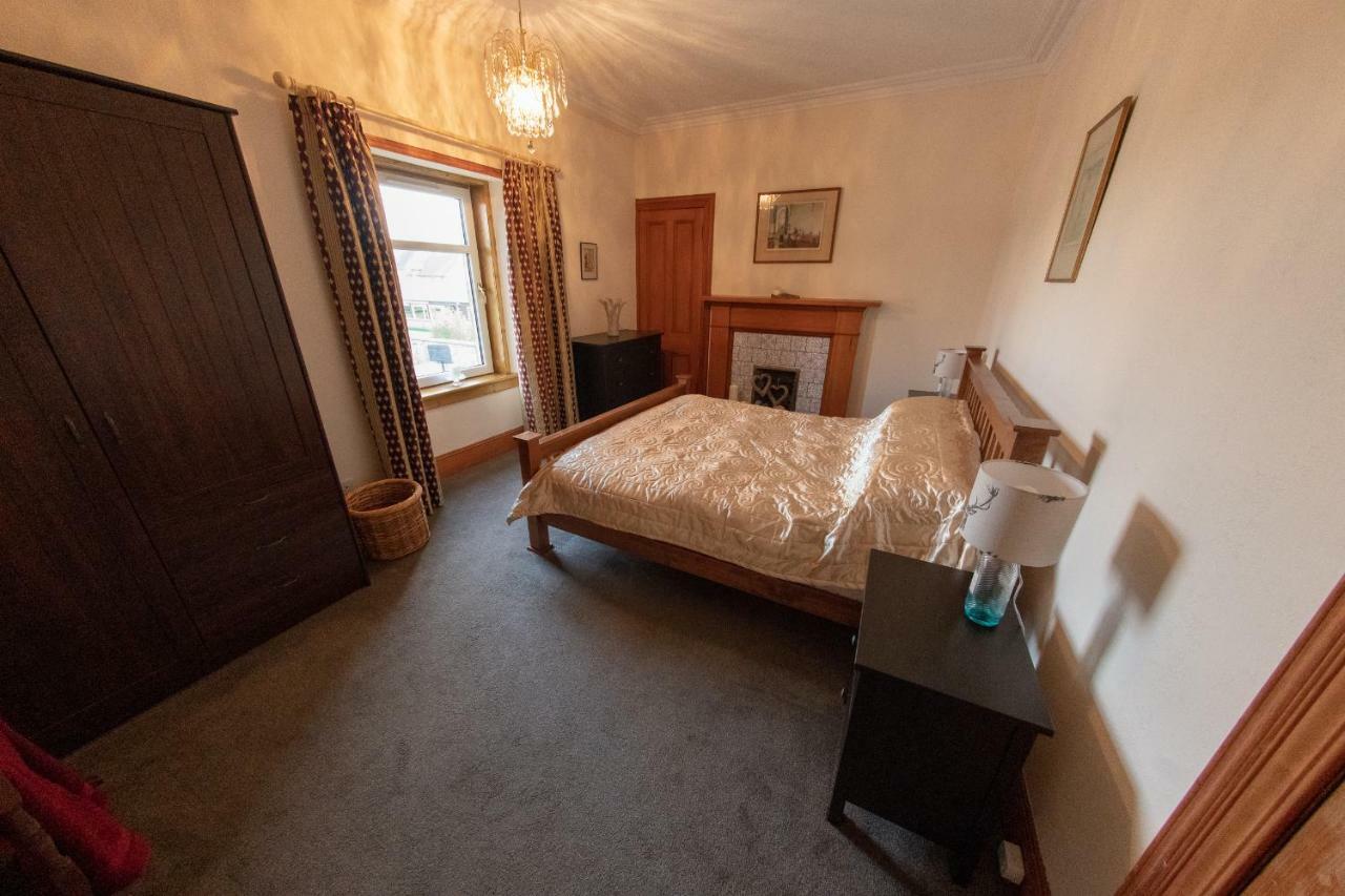 Appartamento Period House / Entire Upstairs Flat Inverness Esterno foto