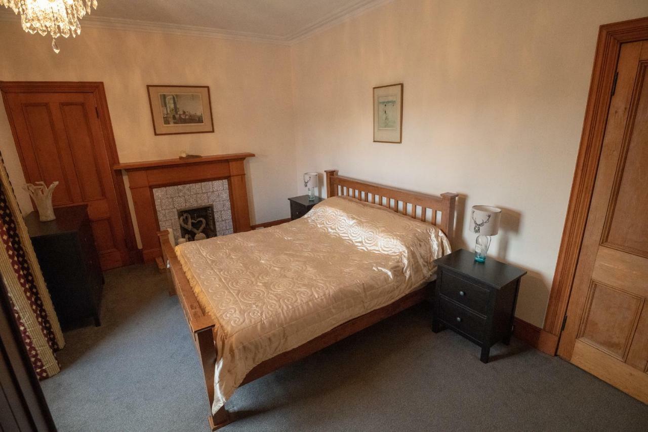 Appartamento Period House / Entire Upstairs Flat Inverness Esterno foto